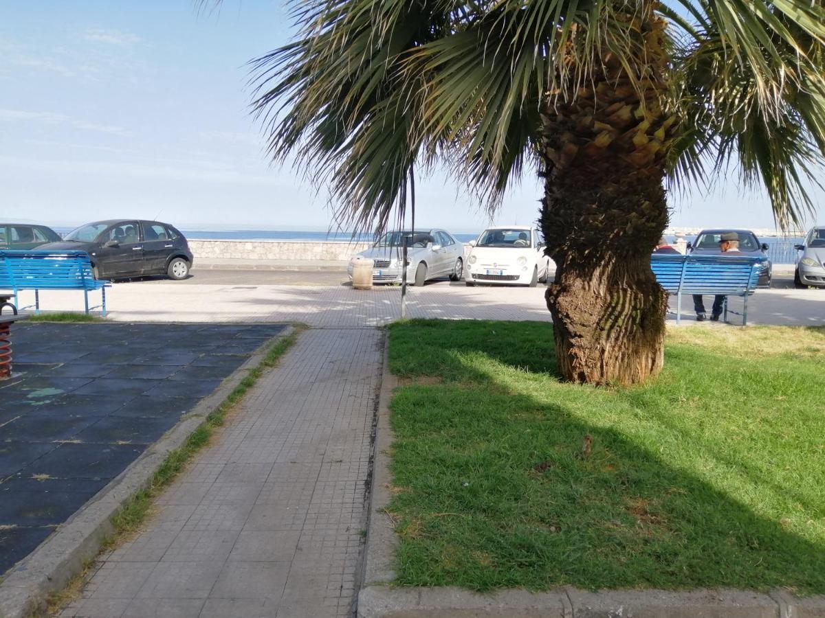 Marvin'S Home Giardini Naxos Esterno foto