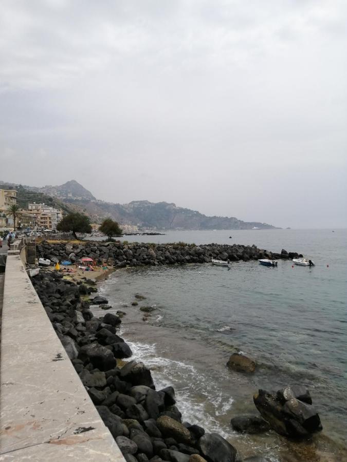 Marvin'S Home Giardini Naxos Esterno foto
